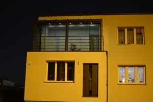 SkyGlass Systems Wielkopolska -balkon- zadaszenie i szklane ściany przesuwne